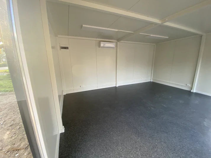 Contenedor de oficina tipo London 6,00 x 4,70 m